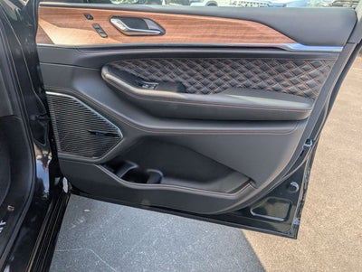 2026 Jeep Grand Cherokee Summit 4x4