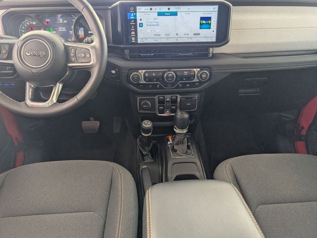 2025 Jeep Wrangler Sahara 4xe