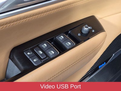 2022 Jeep Grand Wagoneer Series III