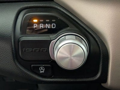 2022 RAM 1500 Laramie Crew Cab 4x2 5'7' Box