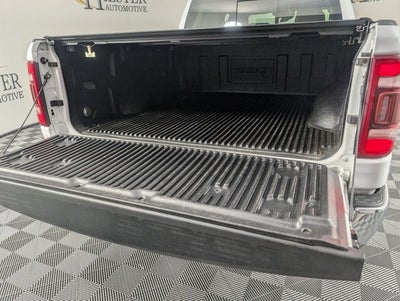 2022 RAM 1500 Laramie Crew Cab 4x2 5'7' Box