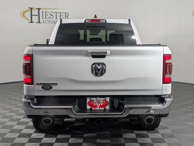 2022 RAM 1500 Laramie Crew Cab 4x2 5'7' Box