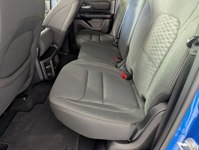 2025 RAM 1500 Tradesman Quad Cab 4x4 6'4' Box