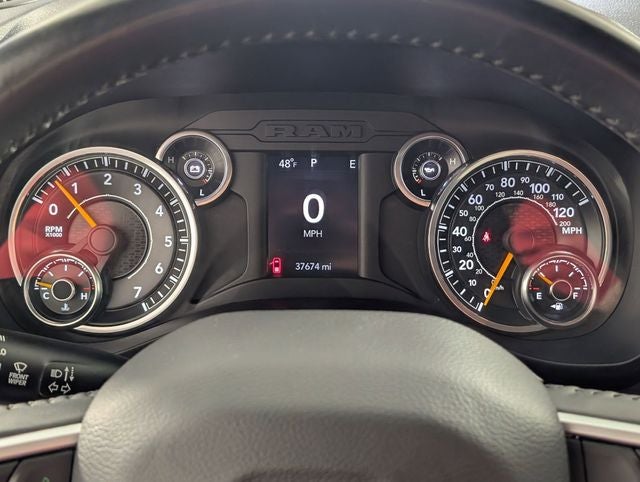 2022 RAM 1500 Big Horn Crew Cab 4x4 5'7' Box