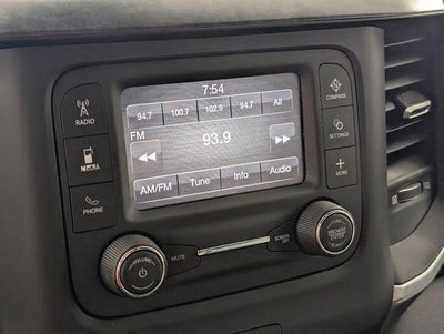 2022 RAM 1500 Big Horn Crew Cab 4x4 5'7' Box