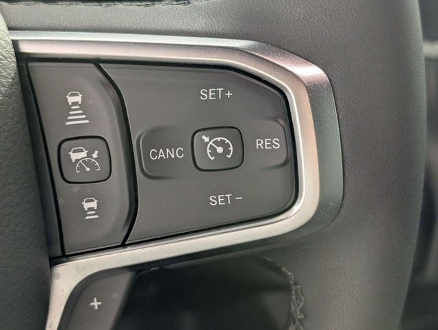 2025 RAM 1500 Big Horn Crew Cab 4x4 5'7' Box