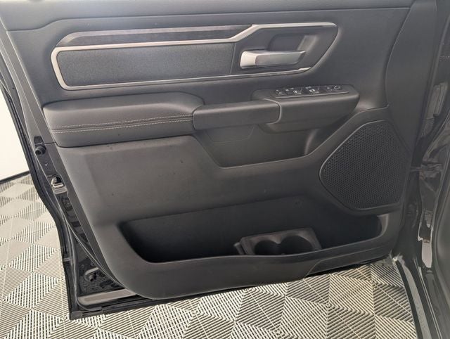 2021 RAM 1500 Big Horn Quad Cab 4x4 6'4' Box