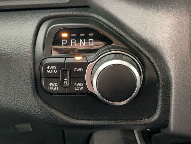2021 RAM 1500 Big Horn Quad Cab 4x4 6'4' Box