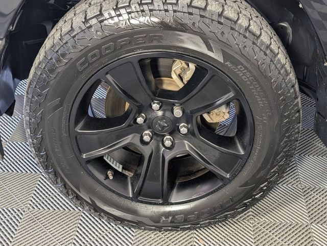 2021 RAM 1500 Big Horn Quad Cab 4x4 6'4' Box