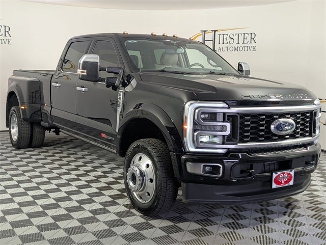 2025 Ford F-450SD Platinum DRW