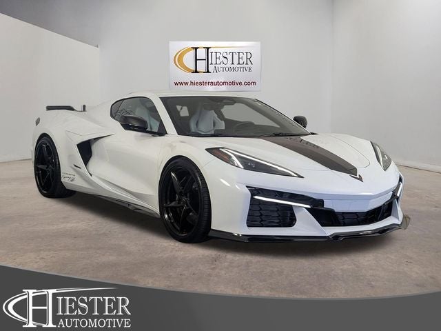 2025 Chevrolet Corvette E-Ray 1LZ