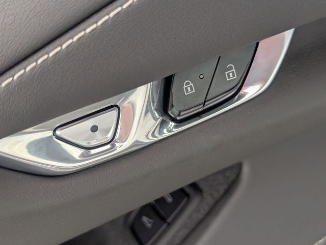 2025 Chevrolet Corvette E-Ray 1LZ