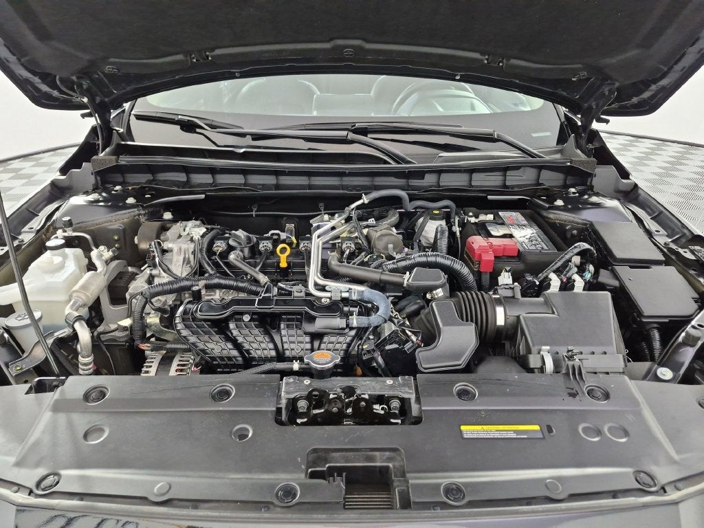 2025 Nissan Altima 2.5 SR