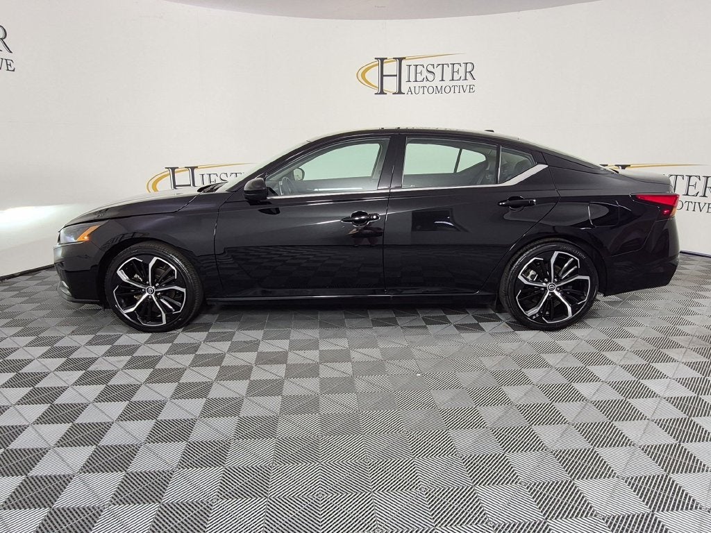 2025 Nissan Altima 2.5 SR
