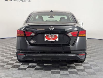 2024 Nissan Altima SV FWD