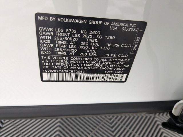 2024 Volkswagen Atlas 2.0T SE w/Technology