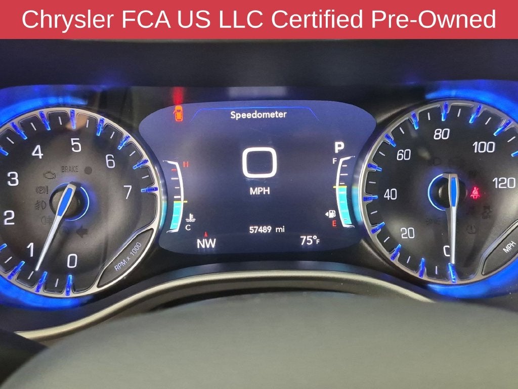 2025 Chrysler Pacifica Select