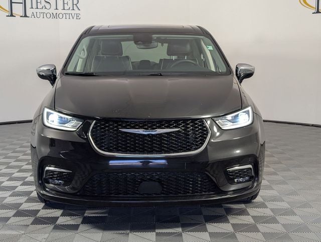 2023 Chrysler Pacifica Hybrid Limited