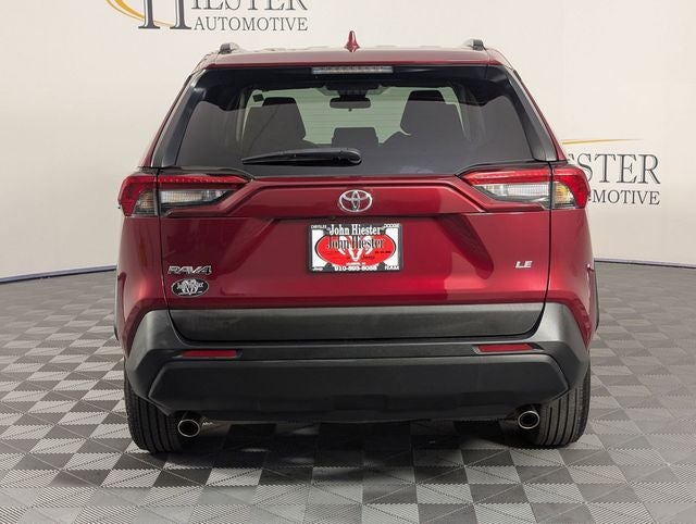 2021 Toyota RAV4 LE