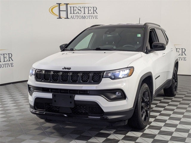 2023 Jeep Compass Altitude