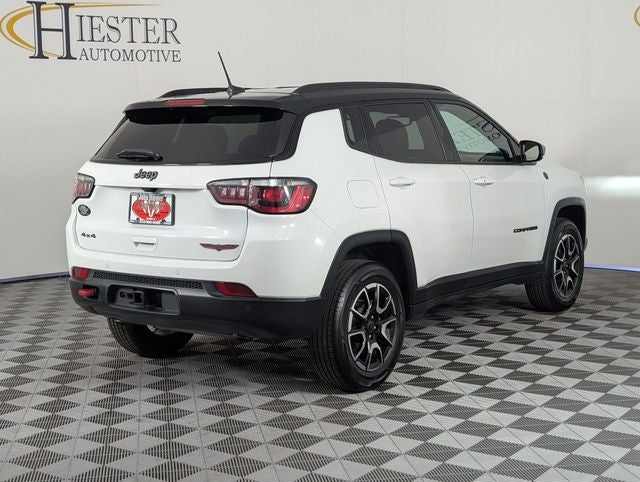 2025 Jeep Compass Trailhawk