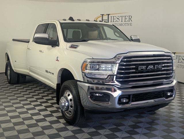 2019 RAM 3500 Longhorn Crew Cab 4x4 8' Box