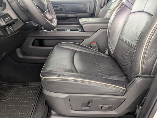 2024 RAM 2500 Limited Crew Cab 4x4 6'4' Box