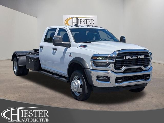 2025 RAM 5500HD Tradesman/Big Horn