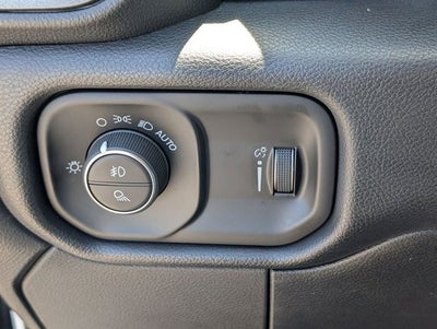 2025 RAM 5500HD Tradesman/Big Horn