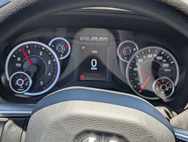 2025 RAM 5500HD Tradesman/Big Horn