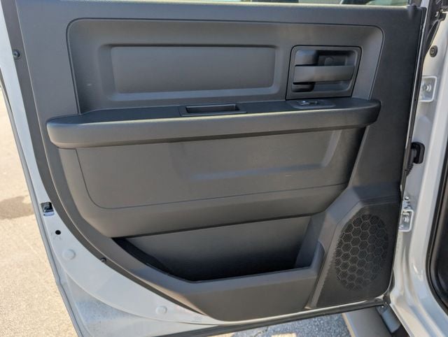 2025 RAM 5500HD Tradesman/Big Horn