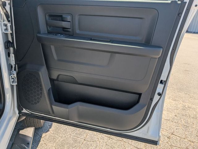 2025 RAM 5500HD Tradesman/Big Horn