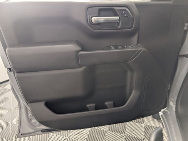 2024 Chevrolet Silverado 1500 4WD Crew Cab Short Bed Custom