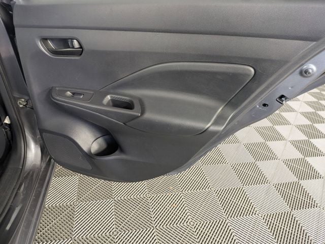 2021 Nissan Versa 1.6 S