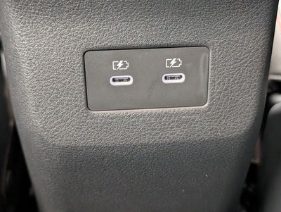 2025 Nissan Kicks SR FWD
