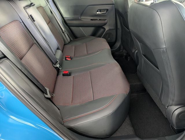 2025 Nissan Kicks SR FWD