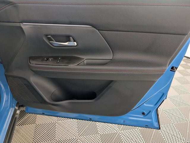 2025 Nissan Kicks SR FWD