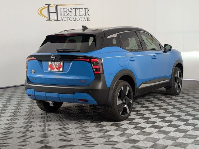 2025 Nissan Kicks SR FWD