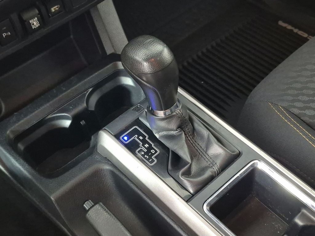 2020 Toyota Tacoma SR5 V6