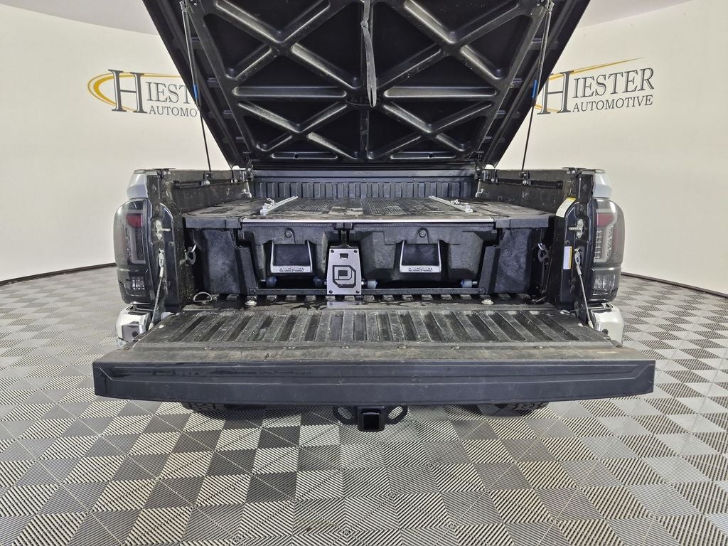 2020 Toyota Tacoma SR5 V6