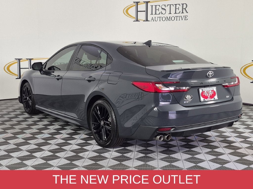 2025 Toyota Camry SE