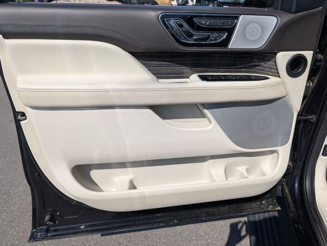 2021 Lincoln Navigator L Black Label