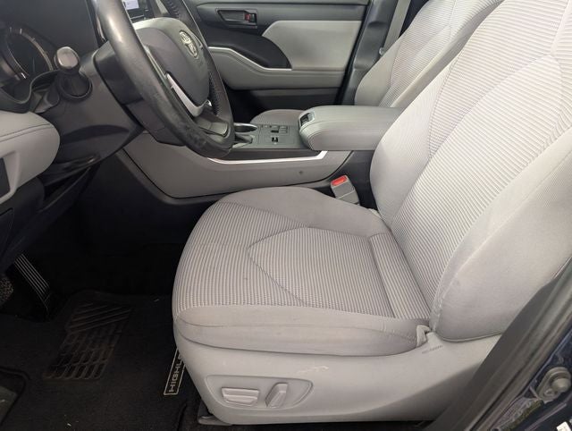 2023 Toyota Highlander Hybrid LE