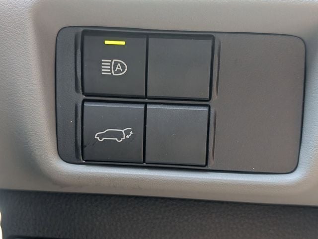 2023 Toyota Highlander Hybrid LE