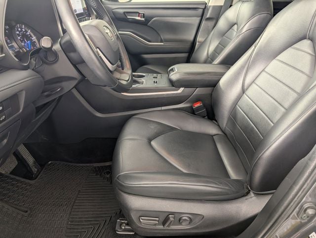 2023 Toyota Highlander Hybrid XLE