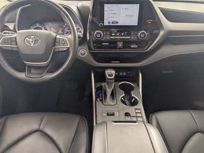 2023 Toyota Highlander Hybrid XLE