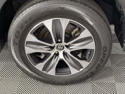 2023 Toyota Highlander Hybrid XLE