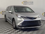 2021 Toyota Sienna LE 8 Passenger