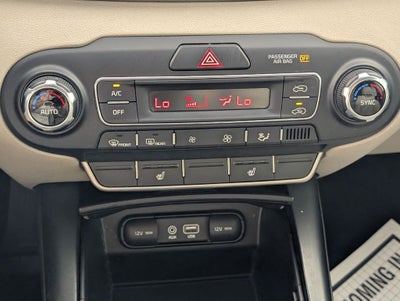 2020 Kia Sorento LX