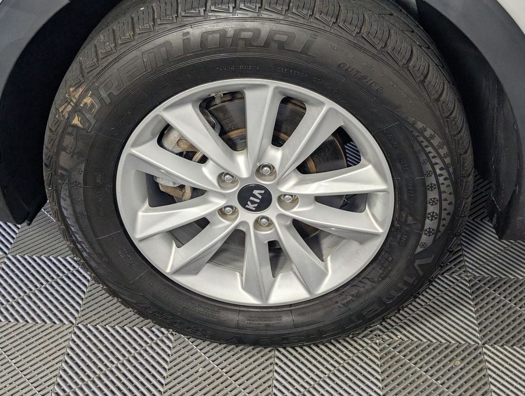 2020 Kia Sorento LX